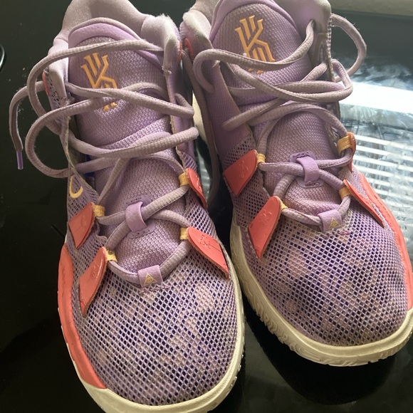 kyrie 7 daughter azurie